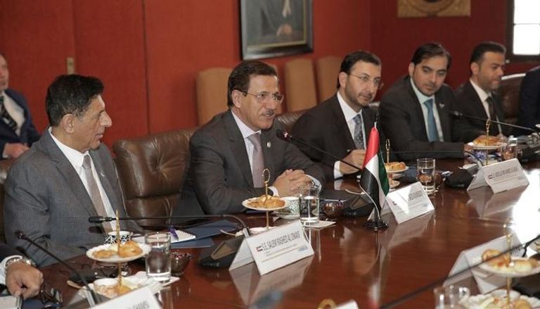 وفد الإمارات برئاسة وزير الاقتصاد مع رئيس كولومبيا