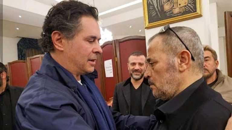 جورج وسوف في عزاء والدته