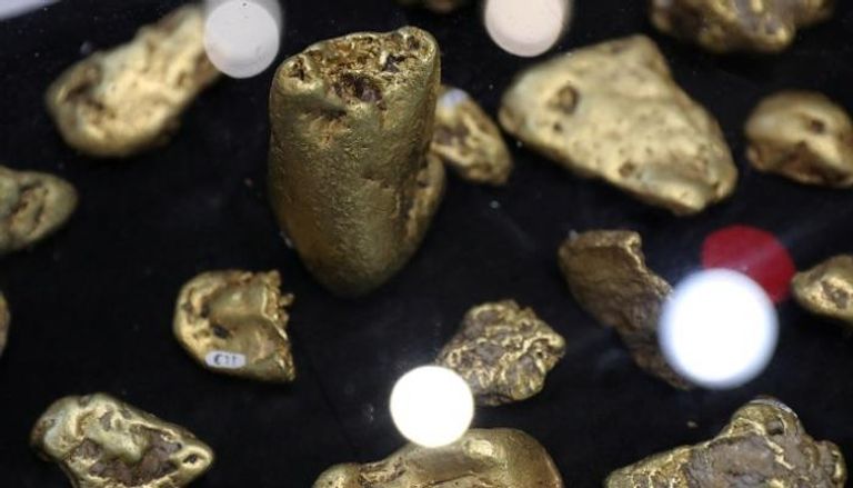 قطع من الذهب بمعرض عالمي - رويترز