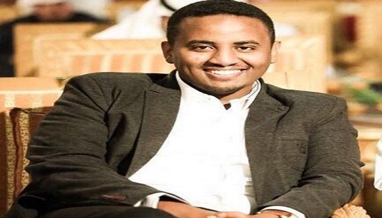 الشاعر محمد عبدالباري يؤكد أنه لن يكتب رواية - أرشيفية