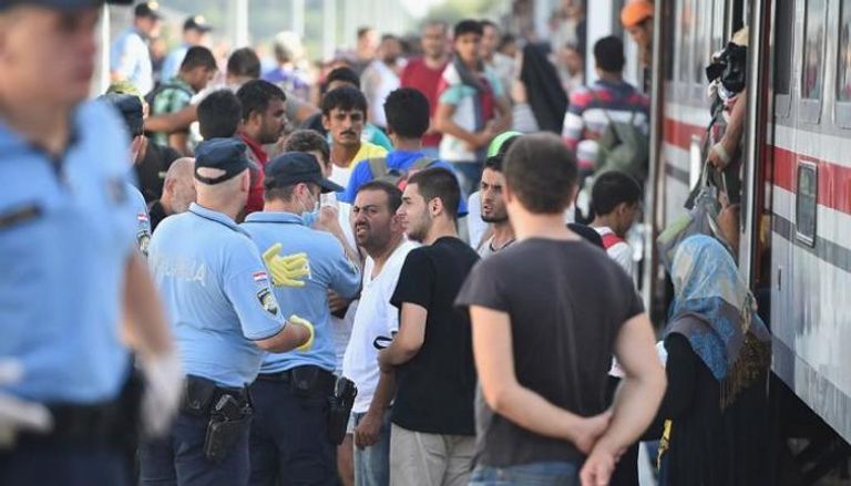 كورونا يفاقم أزمة اللاجئين