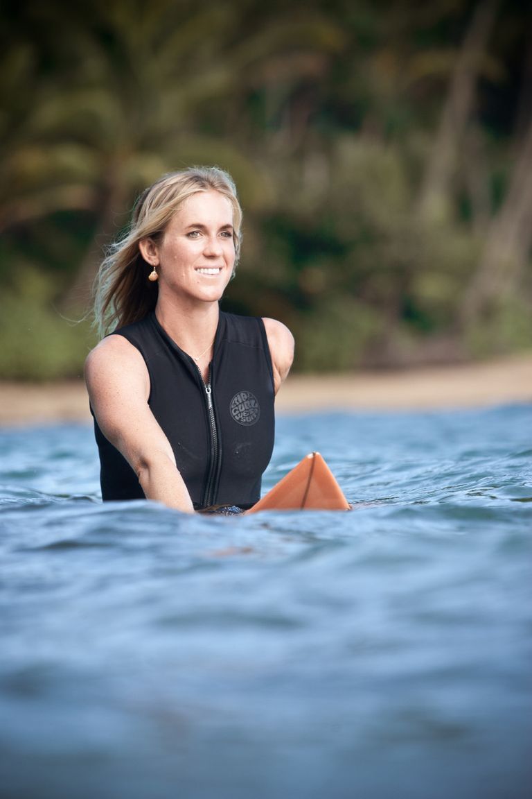 راكبة الأمواج العالمية بيثاني هاميلتون