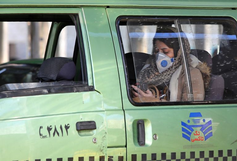 كورونا عاق الحياة في إيران