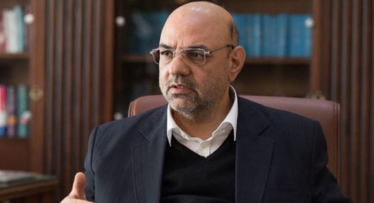 أحمد تويسركاني مساعد رئيس القضاء الإيراني مصاب بفيروس كورونا داخل مستشفى بطهران - أرشيفية