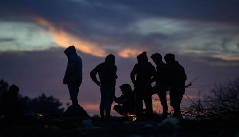لاجئون على حدود اليونان - الفرنسية
