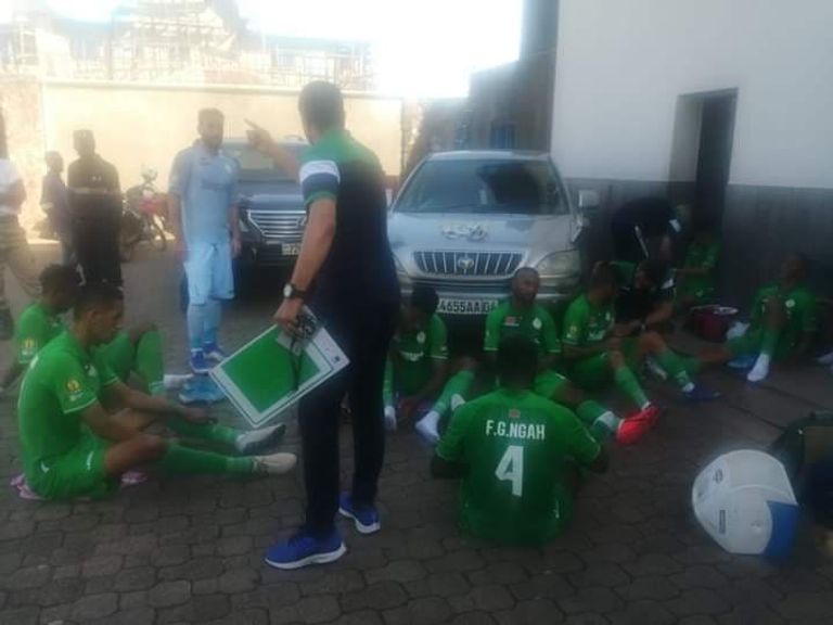 من مباراة مازيمبي والرجاء