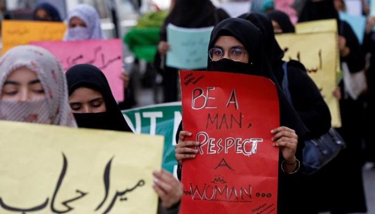 إحدى المسيرات النسائية في باكستان