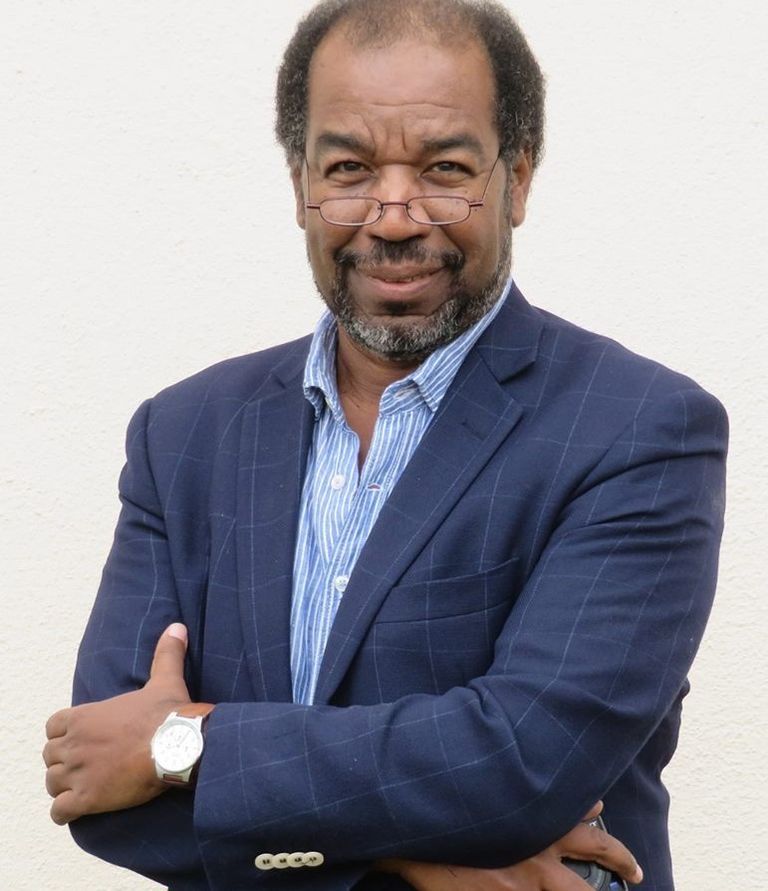 الروائي السوداني طارق الطيب