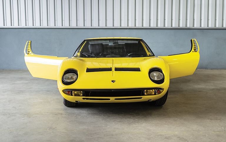 قائمة السيارات تضم 8 موديلات كلاسيكية من ماركة لامبورجيني