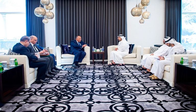 الشيخ عبدالله بن زايد آل نهيان ووزير الخارجية المصري والوفد المرافق