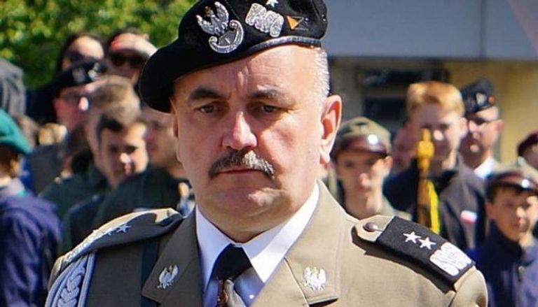  الجنرال ياروسلاف ميكا قائد الجيش البولندي
