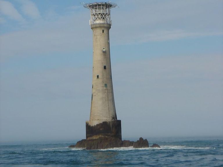 جزيرة الدب هي إحدى جزر سفالبارد النرويجية ببحر بارنتس