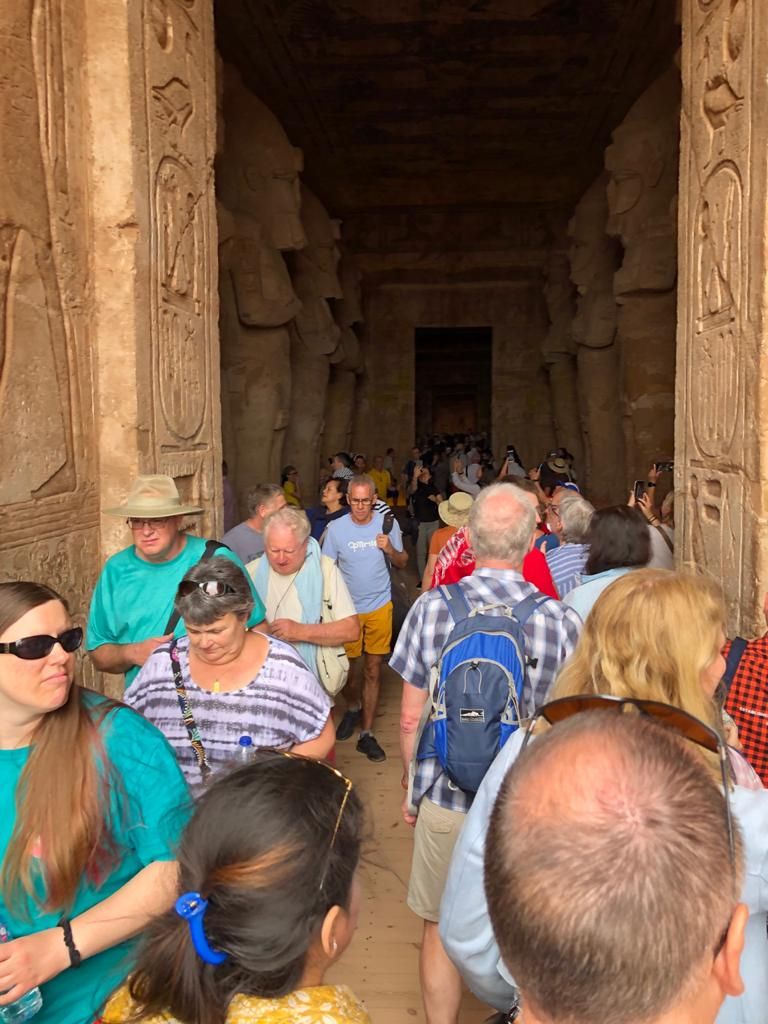 سياح في زيارة لآثار الأقصر