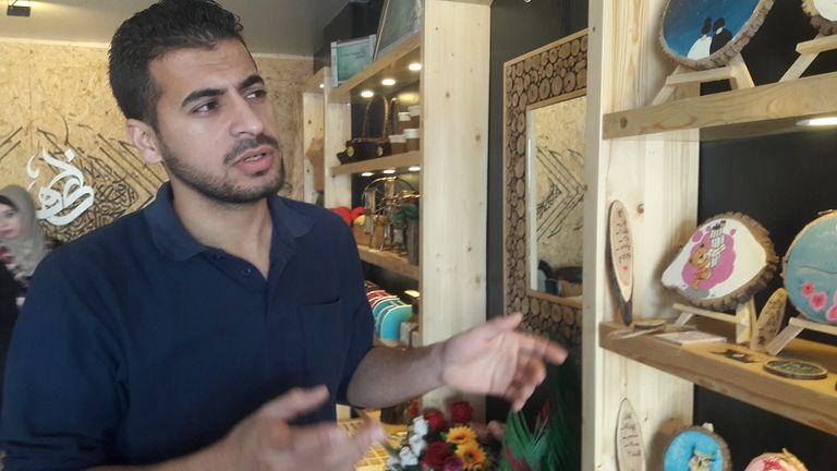 نماذج من منتجات مشروع "كوخ"