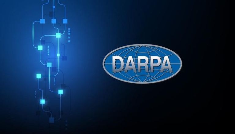 شعار وكالة الأبحاث الأمريكية العسكرية DARPA