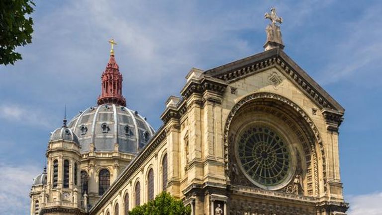 عدد الإصابات بكورونا في فرنسا بلغ 4500