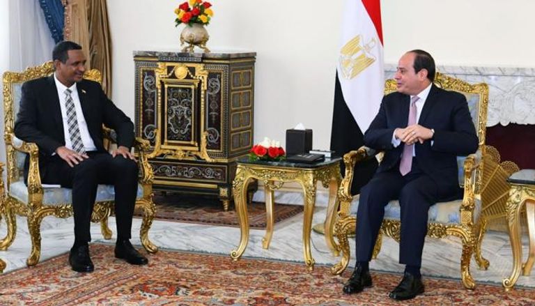 الرئيس المصري والنائب الأول لرئيس مجلس السيادة السوداني