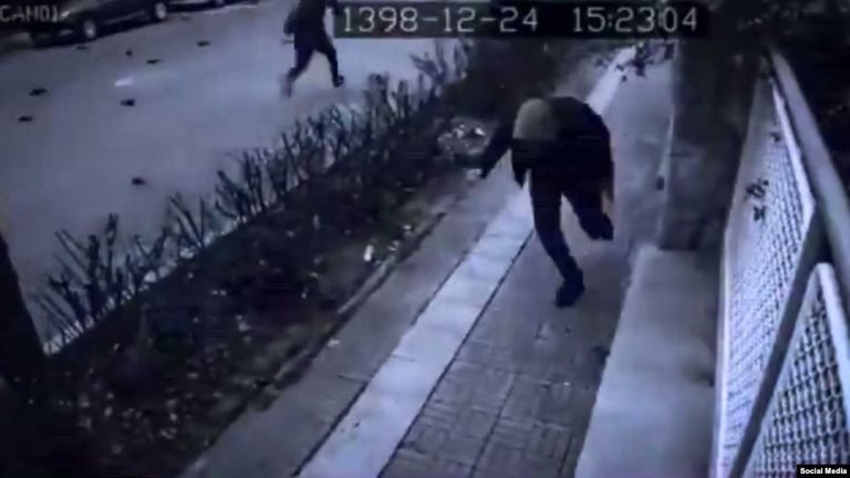 جانب من المقاطع المصورة المتداولة في إيران