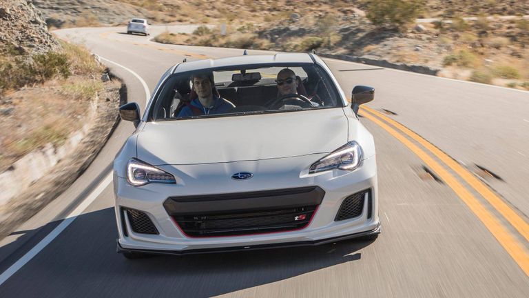 سوبارو BRZ