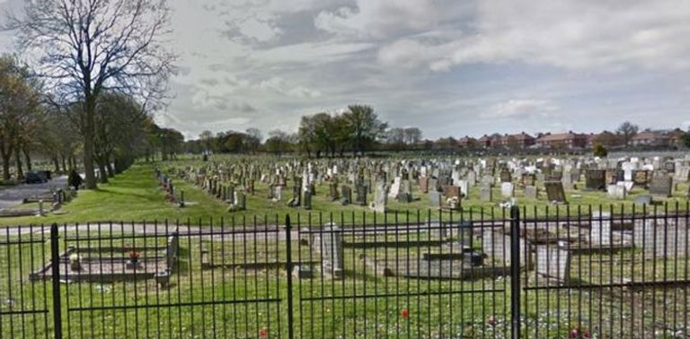 أسرة القتيلة دفنت رفاتها بعد قرن