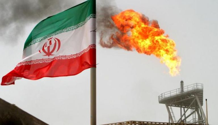 قطاع النفط الإيراني يواصل نزيف الخسائر