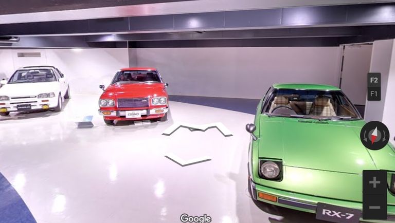 معرض مرسيدس بنز