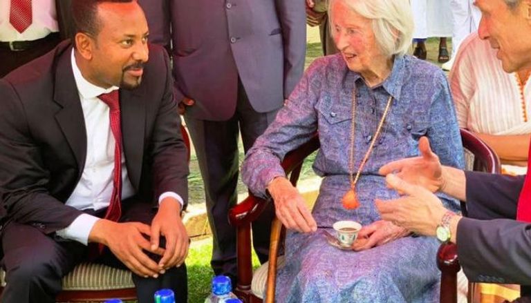 الراحلة هاملين مع رئيس الوزراء الإثيوبي - أرشيفية