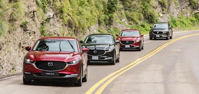 مجموعة سيارات مازدا CX-30. سيارة مازدا CX-30 الجديدة من الداخل