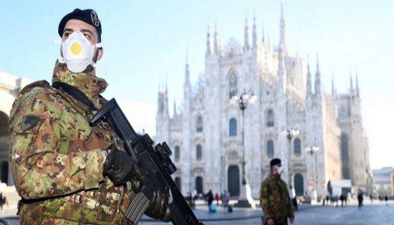 عناصر من الجيش الإيطالي في ميلانو