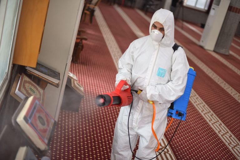 خطيب بصلاة الجمعة