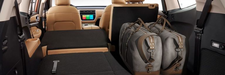 شنطة سيارة إم جي RX8 الجديدة سيارة MG RX8 2020 الرياضية