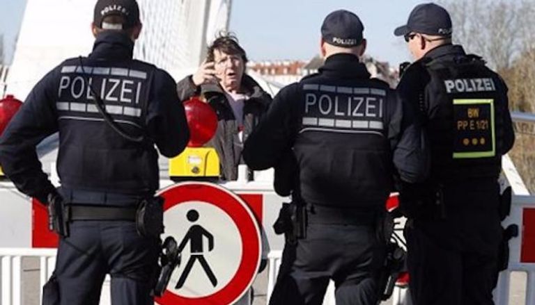 الشرطة الألمانية تشدد من إجراءات تنفيذ عدم الخروج من المنزل - أرشيفية