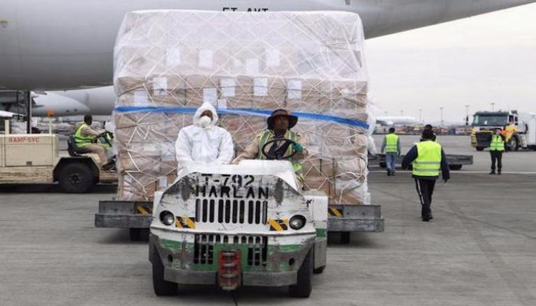 الإمدادات الطبية عند وصولها إلى إثيوبيا