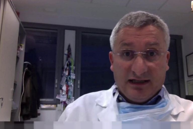 أطباء العالم يخوضون معركة قوية ضد فيروس كورونا - أرشيفية