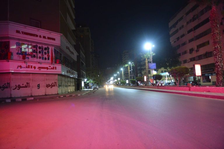 أحد شوارع القاهرة خلال حظر التجول