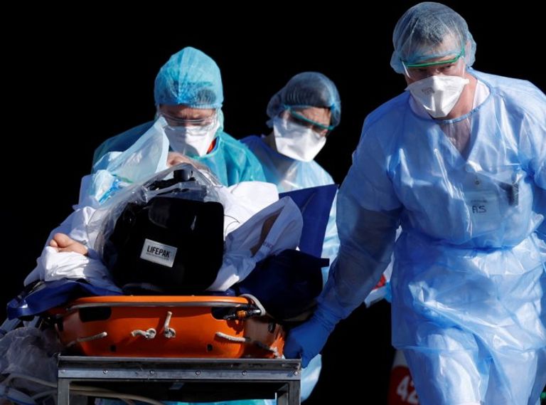 جهود لاحتواء انتشار كورونا في العالم