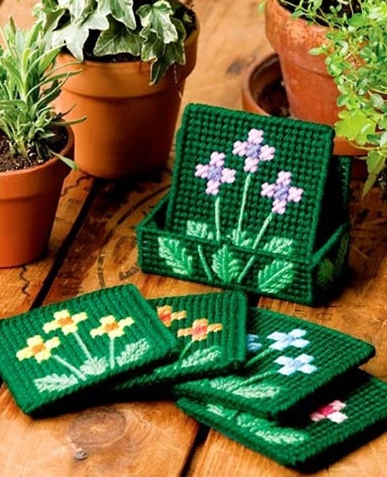 نيفان سلامة تتغلب على مرضها بفن