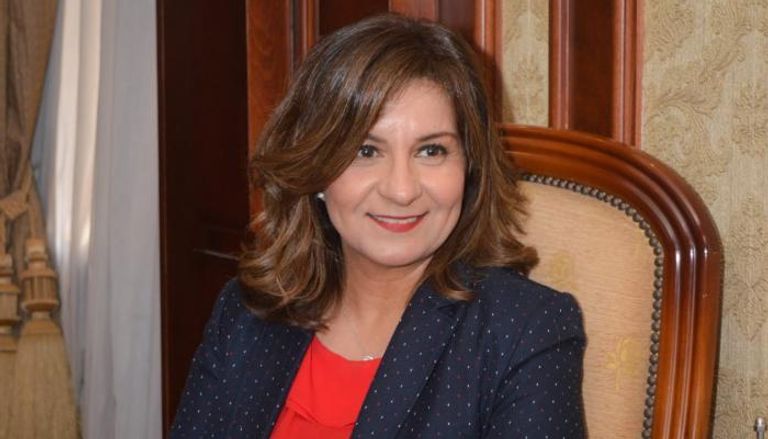وزيرة الهجرة المصرية السفيرة نبيلة مكرم