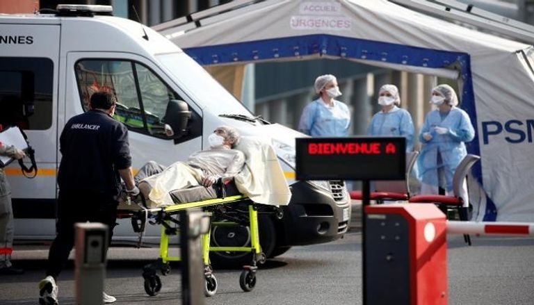 ارتفاع الإصابات في فرنسا إلى 40174