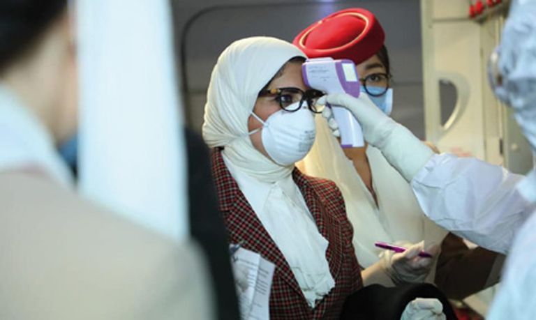 تدريب آلاف الأطباء المصريين لمواجهة كورونا