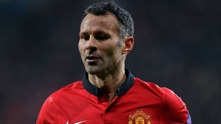 الأسطورة الويلزي ريان جيجز روبن فان بيرسي