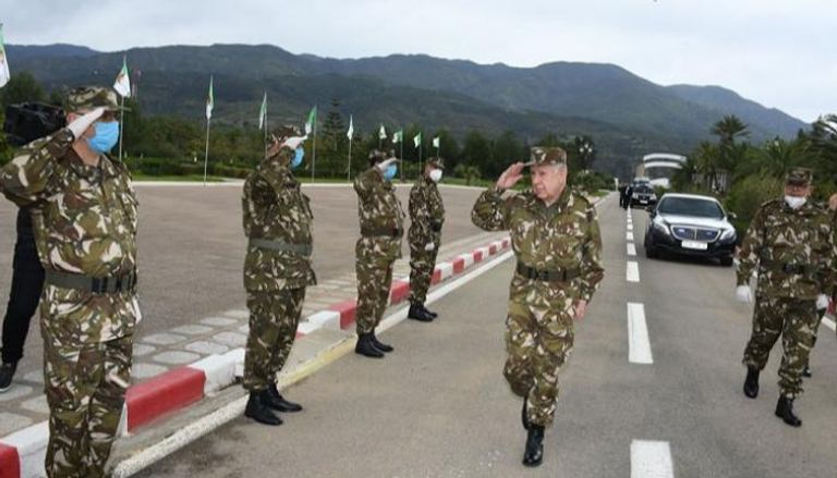 زيارة قائد الجيش الجزائري إلى الناحية العسكرية الأولى بمحافظة البليدة
