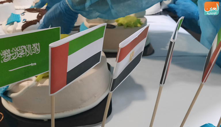 الحلويات ارتدت الكمامة ولم تنسى المعقم أيضا