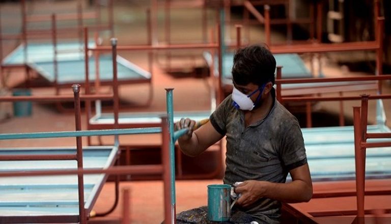 الهند تحول عربات القطارات إلى مستشفيات لمواجهة كورونا