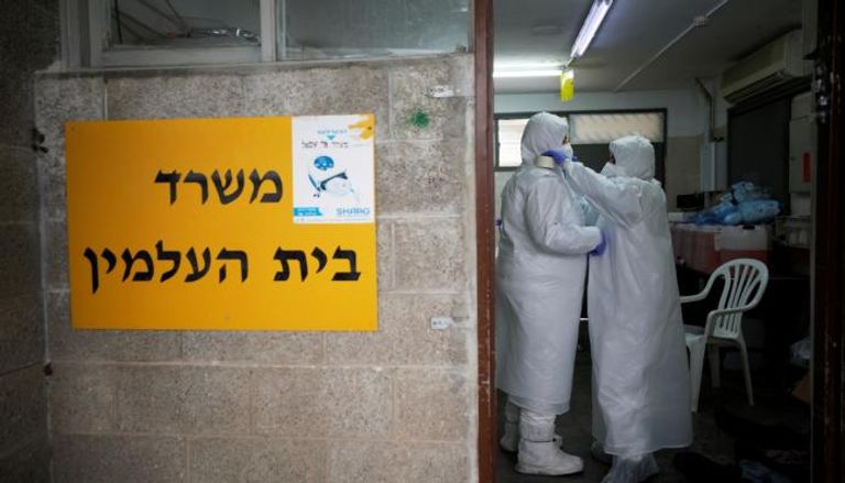 ارتفاع في عدد الإصابات بفيروس كورونا في إسرائيل 