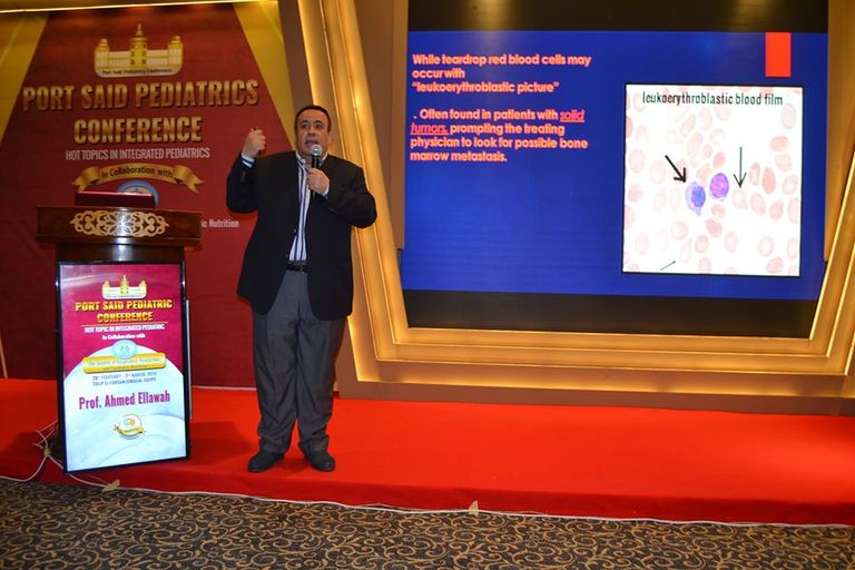 الطبيب المصري أحمد اللواح أول شهيد يسقط من الجيش الأبيض في المعركة الشرسة التي يخوضها ضد فيروس كورونا