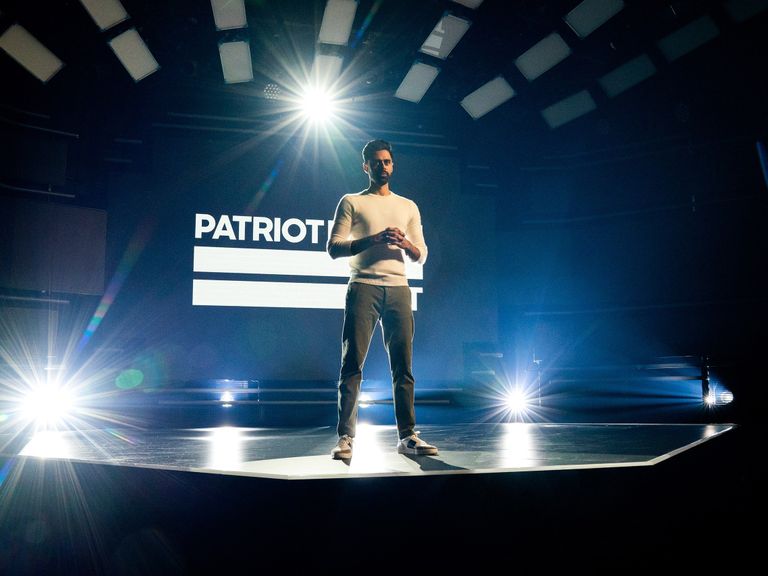 مشهد من مسلسل "Unbelievable"