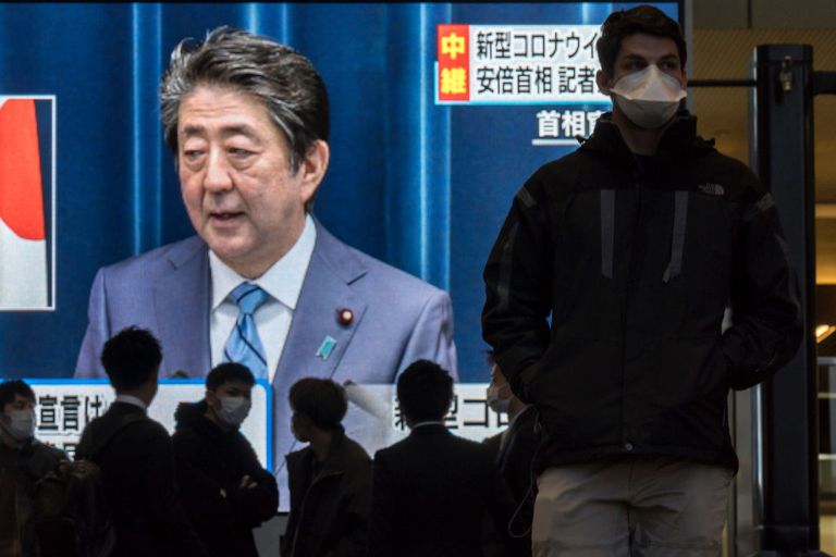 شينزو آبي كورونا أجبر قادة العالم على تغيير عاداتهم اليومية