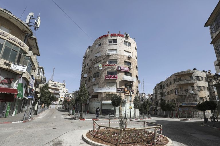 رجال شرطة فلسطينيون في مدينة رام الله