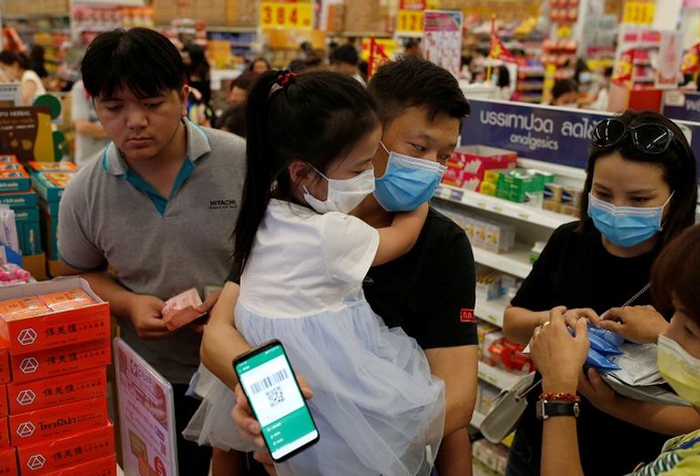 ارتداء الكمامات يسهم في منع انتشار فيروس كورونا